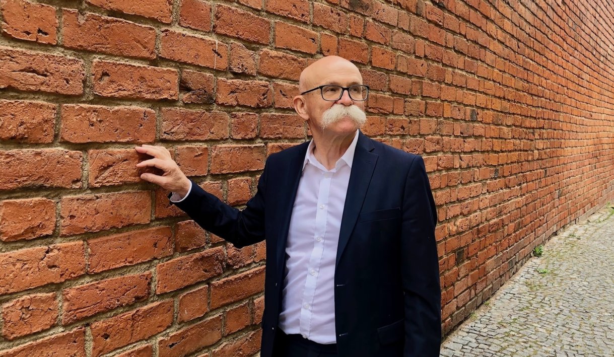 Władysław Grochowski oraz założona przez niego spółka Arche od lat kojarzona jest przede wszystkim z odnawianiem zabytków w Polsce, i jak podkreśla szef spółki dzieje się to przede wszystkich dzięki inwestowaniu drobnych polskich inwestorów w pokoje i apartamenty budowane w tych projektach, fot. Arche