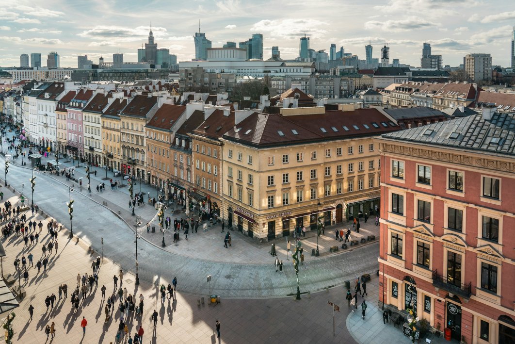 Warszawa jest jednym z największych rynków short term rental w Polsce, fot. Jakub Żerdzicki/unsplash