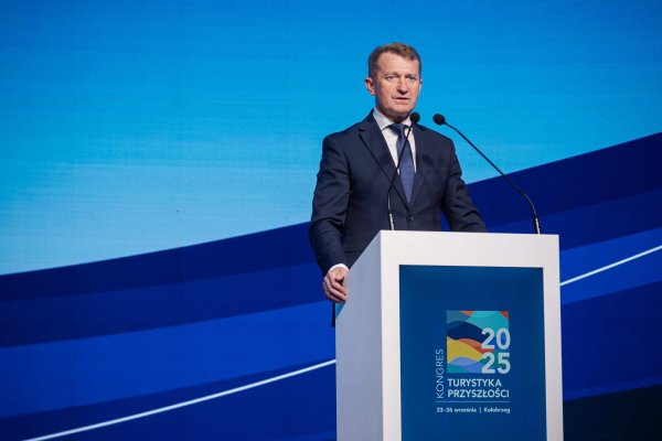 Rządowy projekt ustawy o wynajmie mieszkań turystom trafi do Sejmu na przełomie 2025\/2026 zapowiedział wiceminister